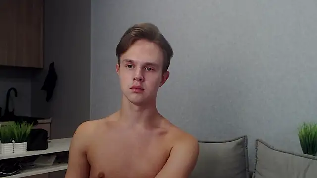 Snapshot of MartinMendez chatting on September 2025 10:31:01 AM MartinMendez online show from September 2025 10:31:01 AM