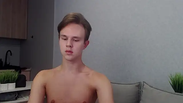 Snapshot of MartinMendez chatting on October 2025 07:39:01 AM MartinMendez online show from October 2025 07:39:01 AM