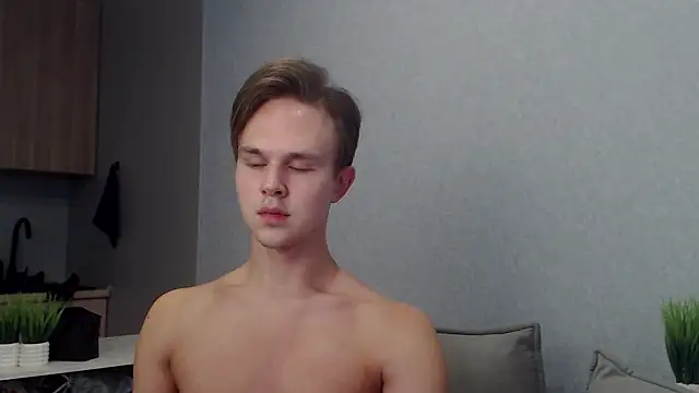 Snapshot of MartinMendez chatting on October 2025 09:23:01 AM MartinMendez online show from October 2025 09:23:01 AM