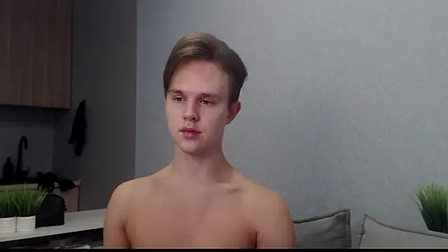 Snapshot of MartinMendez chatting on October 2025 09:59:01 AM MartinMendez online show from October 2025 09:59:01 AM