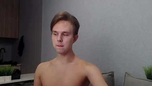 Snapshot of MartinMendez chatting on October 2025 11:00:01 AM MartinMendez online show from October 2025 11:00:01 AM