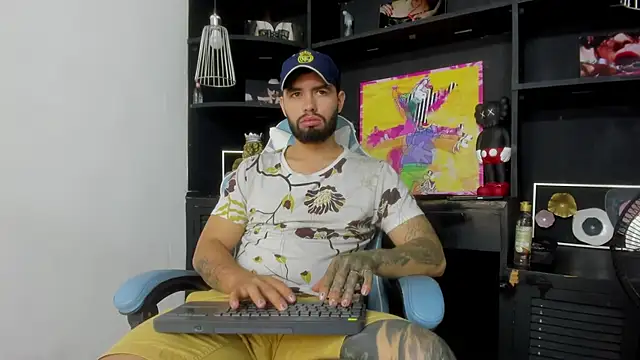 matteosantos online show from February 2025 10:53:02 AM