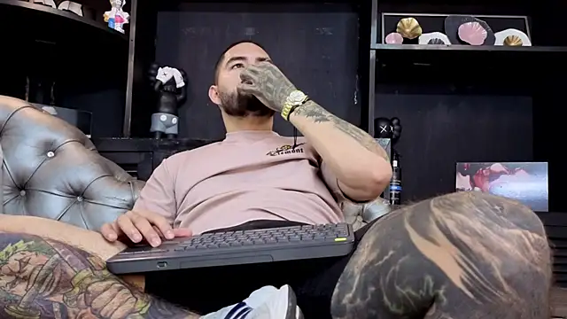 matteosantos online show from March 2026 12:54:02 PM