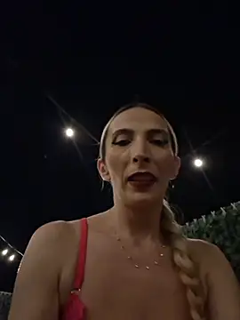 Snapshot of AlexaBarnes chatting on July 2026 07:18:02 PM AlexaBarnes online show from July 2026 07:18:02 PM