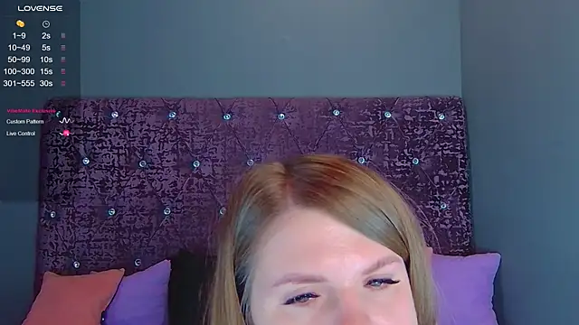 Snapshot of NoraBigAss chatting on December 2024 11:31:01 PM NoraBigAss online show from December 2024 11:31:01 PM