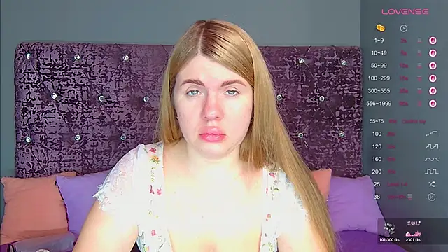 Snapshot of NoraBigAss chatting on November 2025 01:28:02 AM NoraBigAss online show from November 2025 01:28:02 AM