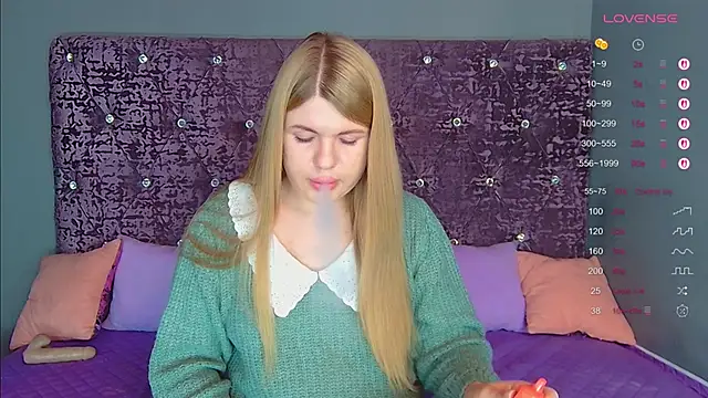 Snapshot of NoraBigAss chatting on December 2025 01:55:02 AM NoraBigAss online show from December 2025 01:55:02 AM