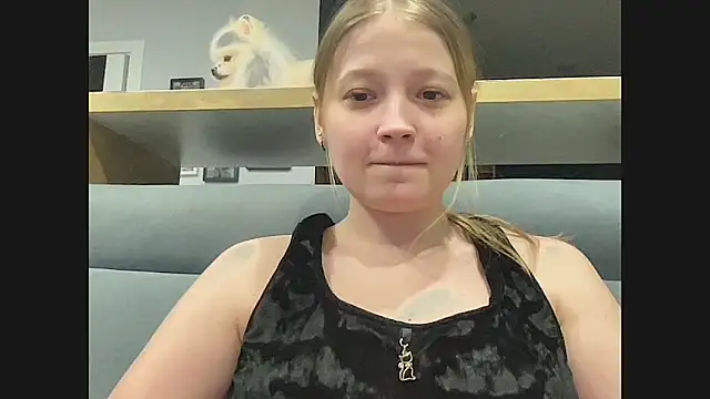 Snapshot of CharmingSarah chatting on February 2025 05:39:02 PM CharmingSarah online show from February 2025 05:39:02 PM