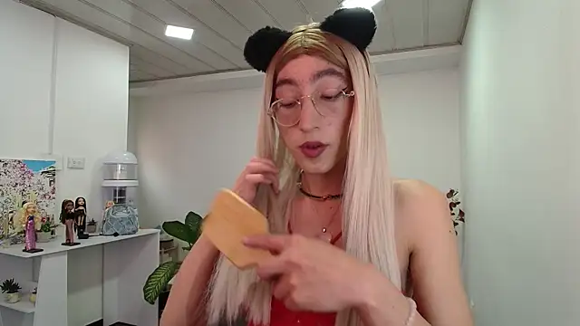 Snapshot of NicoleCortez chatting on January 2025 08:25:01 PM NicoleCortez online show from January 2025 08:25:01 PM