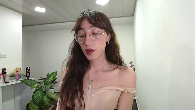 Snapshot of NicoleCortez chatting on March 2025 05:43:02 AM NicoleCortez online show from March 2025 05:43:02 AM