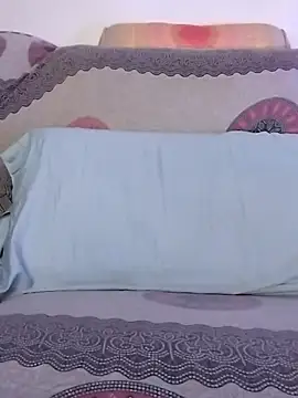 LoGaNfree88 online show from November 2025 01:37:02 AM