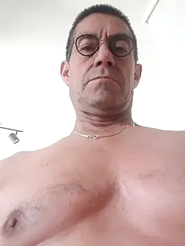 Snapshot of Goloso_1962b chatting on November 2025 02:41:01 PM Goloso 1962b online show from November 2025 02:41:01 PM