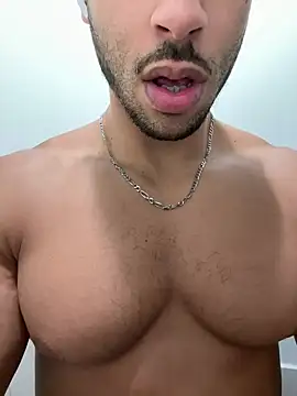 Snapshot of pimentfort77 chatting on February 2025 12:20:01 PM pimentfort77 online show from February 2025 12:20:01 PM