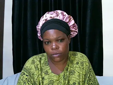 Snapshot of Naughty_Laurah chatting on January 2026 08:01:02 PM Naughty Laurah online show from January 2026 08:01:02 PM