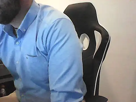 Kalel17073 online show from June 2026 06:21:01 PM