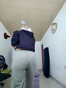 Snapshot of sexymarilyncolombia chatting on February 2025 12:14:02 PM sexymarilyncolombia online show from February 2025 12:14:02 PM