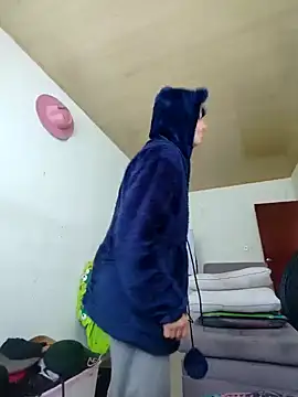 Snapshot of sexymarilyncolombia chatting on February 2025 03:17:01 PM sexymarilyncolombia online show from February 2025 03:17:01 PM