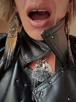 Snapshot of sexymarilyncolombia chatting on February 2026 03:12:01 PM sexymarilyncolombia online show from February 2026 03:12:01 PM