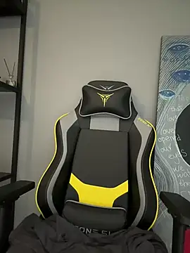 Snapshot of MariaTull chatting on January 2025 03:46:02 PM MariaTull online show from January 2025 03:46:02 PM