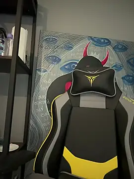 Snapshot of MariaTull chatting on February 2025 03:27:02 PM MariaTull online show from February 2025 03:27:02 PM