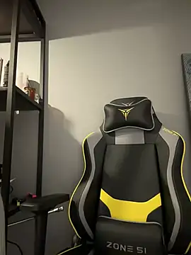 Snapshot of MariaTull chatting on February 2025 09:53:02 PM MariaTull online show from February 2025 09:53:02 PM