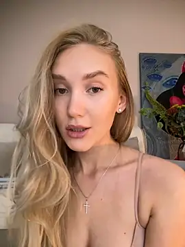 Snapshot of MariaTull chatting on October 2025 02:06:02 PM MariaTull online show from October 2025 02:06:02 PM