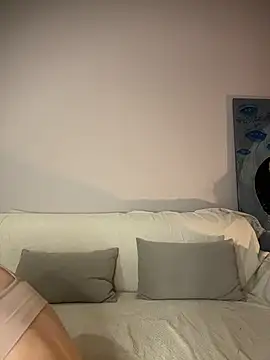 Snapshot of MariaTull chatting on October 2025 11:39:01 PM MariaTull online show from October 2025 11:39:01 PM