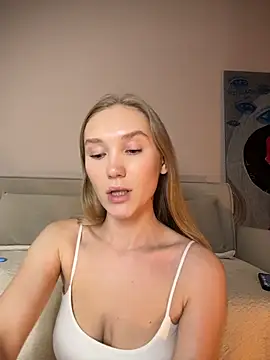 Snapshot of MariaTull chatting on November 2025 06:52:02 PM MariaTull online show from November 2025 06:52:02 PM