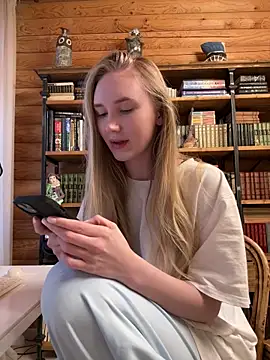 MariaTull online show from March 2026 02:12:02 PM