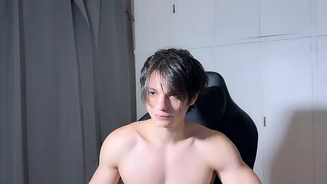 Snapshot of SasukeUhchiaa chatting on February 2026 12:59:02 AM SasukeUhchiaa online show from February 2026 12:59:02 AM