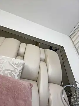 ALISSON FOXXX1 online show from November 2025 04:53:02 PM