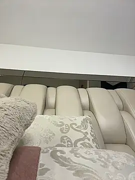 ALISSON FOXXX1 online show from February 2026 11:01:01 PM