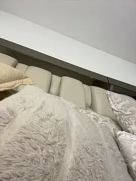 ALISSON FOXXX1 online show from April 2026 10:47:02 PM