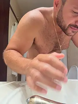 Snapshot of JonJ0 chatting on March 2026 09:57:01 AM JonJ0 online show from March 2026 09:57:01 AM