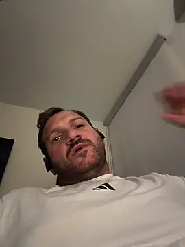 Snapshot of JonJ0 chatting on April 2026 12:58:02 PM JonJ0 online show from April 2026 12:58:02 PM