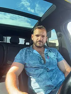 Snapshot of JonJ0 chatting on April 2026 12:50:02 PM JonJ0 online show from April 2026 12:50:02 PM