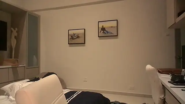 JonJ0 online show from June 2026 01:52:02 AM