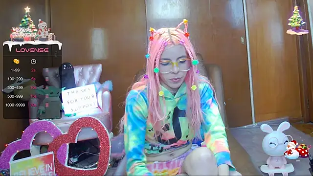 Snapshot of Skinygirl chatting on January 2025 11:52:02 PM Skinygirl online show from January 2025 11:52:02 PM