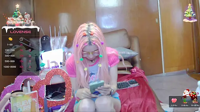 Snapshot of Skinygirl chatting on January 2025 12:52:02 AM Skinygirl online show from January 2025 12:52:02 AM