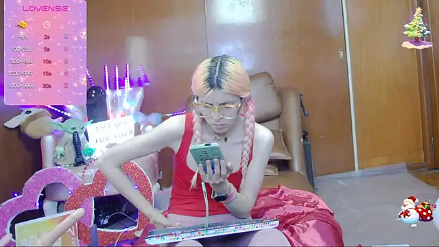 Snapshot of Skinygirl chatting on March 2025 10:47:01 PM Skinygirl online show from March 2025 10:47:01 PM