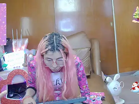 Snapshot of Skinygirl chatting on October 2025 01:59:01 AM Skinygirl online show from October 2025 01:59:01 AM