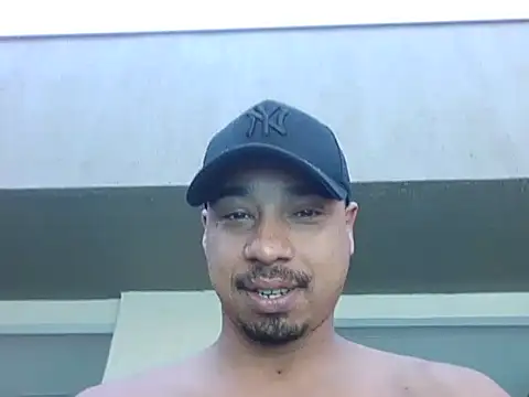 Juninho10c online show from November 2025 12:22:01 PM