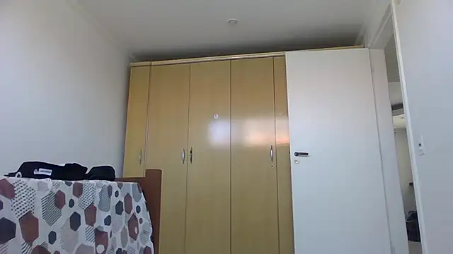 Juninho10c online show from December 2025 12:25:02 PM