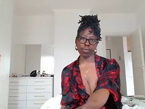 MadamIndigo online show from March 2026 07:58:01 AM