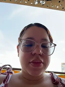 Lucyklein2022 online show from June 2026 06:07:02 PM