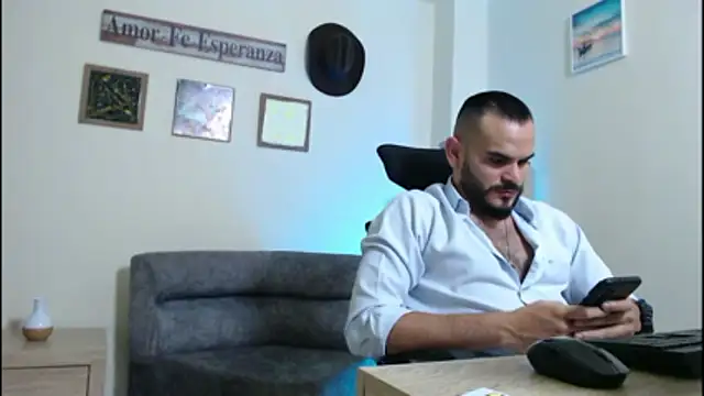 Snapshot of cowboyht chatting on March 2026 07:34:02 AM cowboyht online show from March 2026 07:34:02 AM