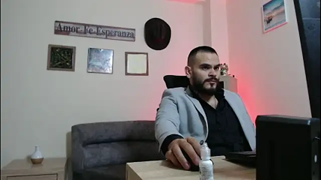 Snapshot of cowboyht chatting on March 2026 03:44:02 AM cowboyht online show from March 2026 03:44:02 AM