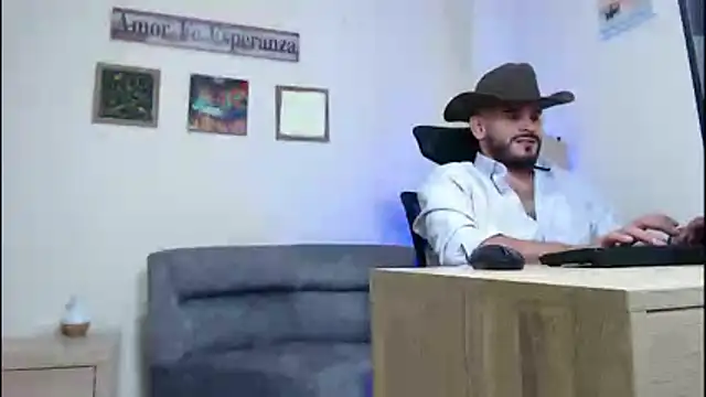 Snapshot of cowboyht chatting on March 2026 03:11:02 AM cowboyht online show from March 2026 03:11:02 AM