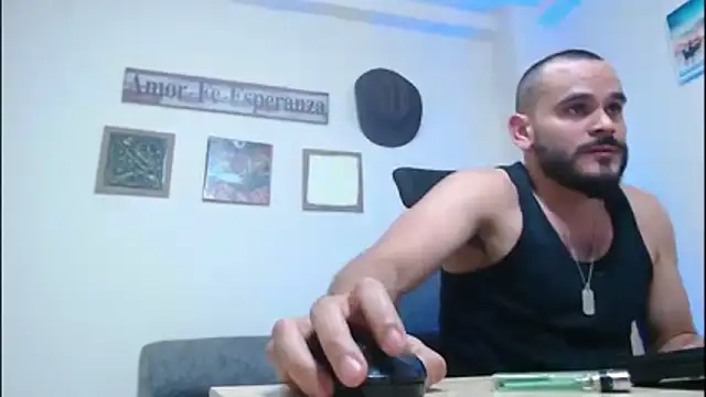 Snapshot of cowboyht chatting on April 2026 06:55:02 AM cowboyht online show from April 2026 06:55:02 AM