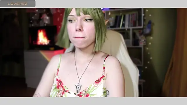 Snapshot of freya_sunny chatting on March 2025 05:11:01 AM freya sunny online show from March 2025 05:11:01 AM